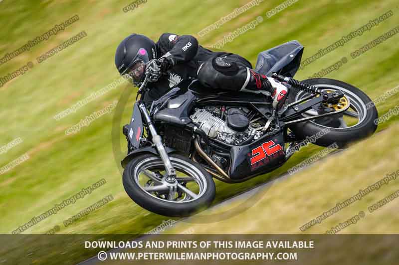 cadwell no limits trackday;cadwell park;cadwell park photographs;cadwell trackday photographs;enduro digital images;event digital images;eventdigitalimages;no limits trackdays;peter wileman photography;racing digital images;trackday digital images;trackday photos